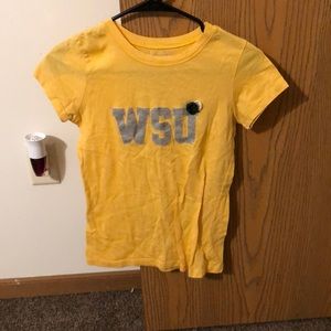Yellow WSU t shirt